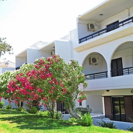 Debby Apartments Ialisos Exterior foto