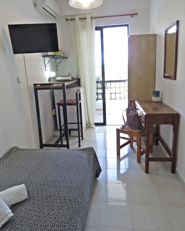 Debby Apartments Ialisos Habitación foto
