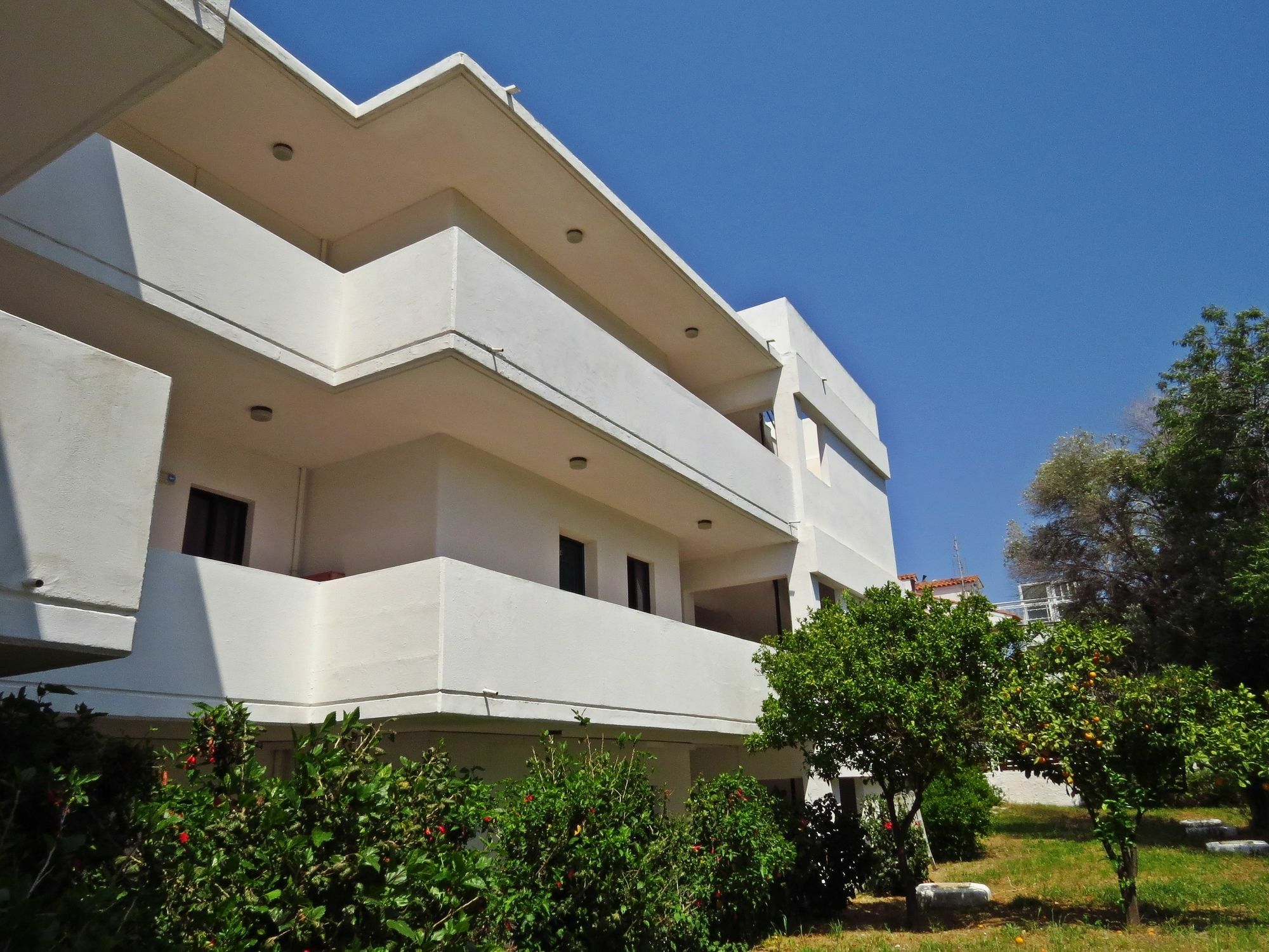 Debby Apartments Ialisos Exterior foto