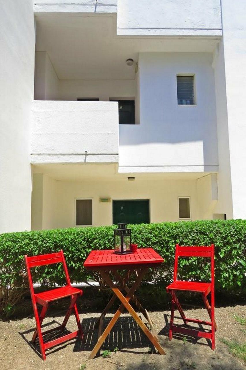 Debby Apartments Ialisos Exterior foto